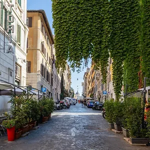Domus 14 Bed & Breakfast Rome